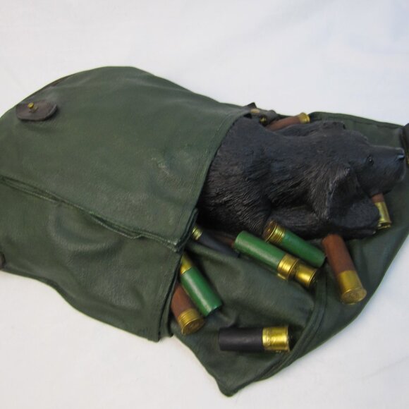 Ducks Unlimited Bradford Williams 2003 Black Lab Dog In Ammo Bag Statue 20" - Picture 2 of 15